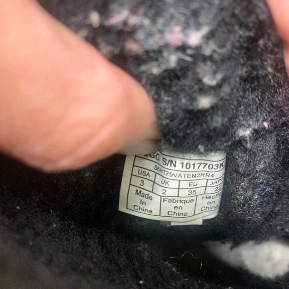 UGG Black Boot Size 3 - Picture 6 of 7